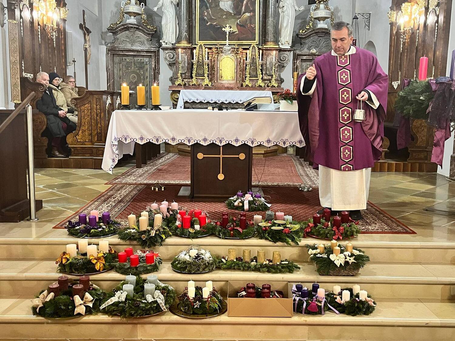 Adventkranzsegnung / Michael Ledwinka